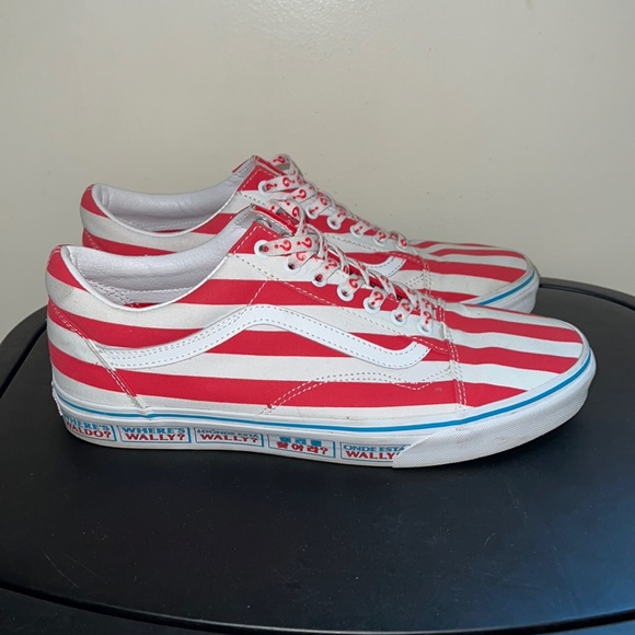 Where’s Waldo? Vans 11.5 - Picture 2 of 5